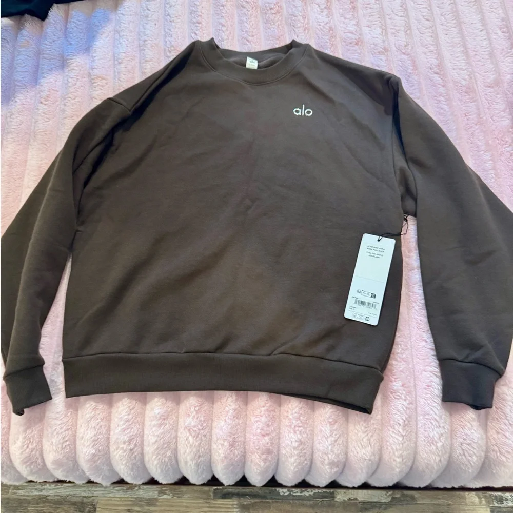 Alo AccoladeSweatshirt (Espresso) - Picture 4 of 5